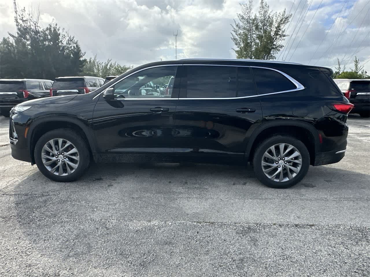 2025 Buick Enclave Preferred 14