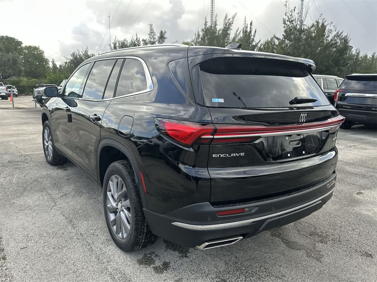 2025 Buick Enclave Preferred 7