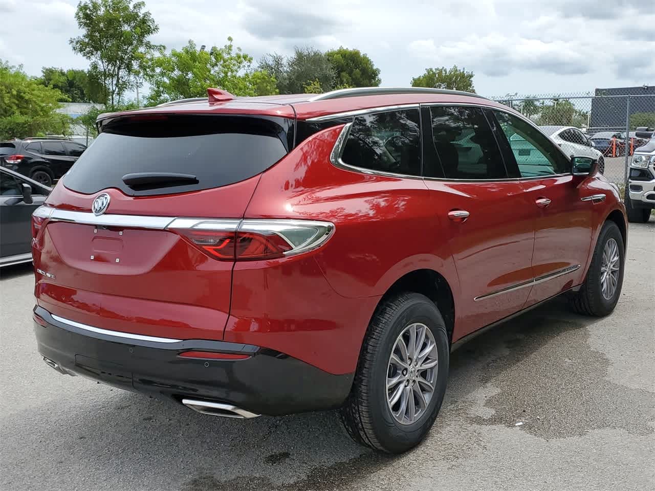 2024 Buick Enclave Essence 6