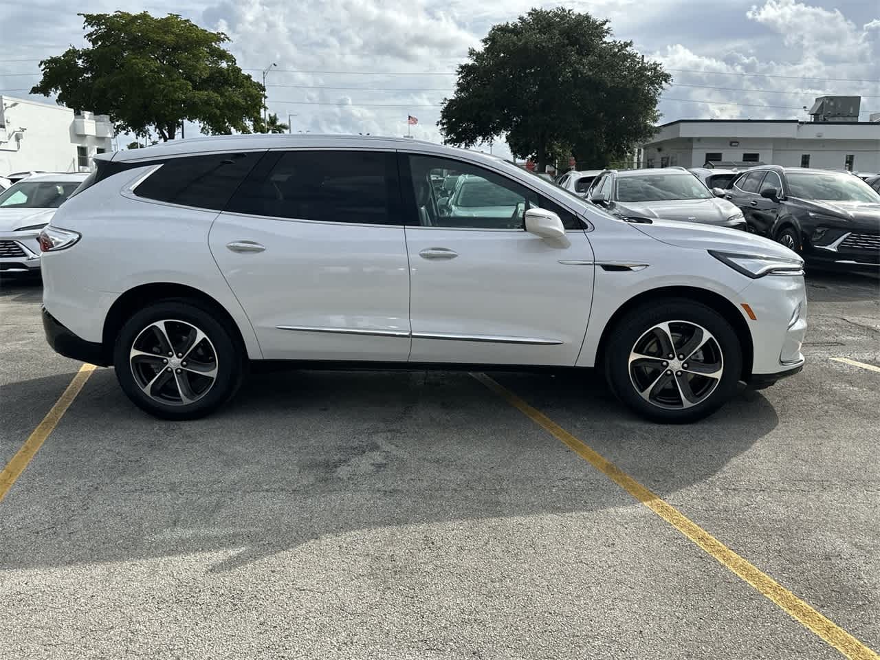 2022 Buick Enclave Essence 10