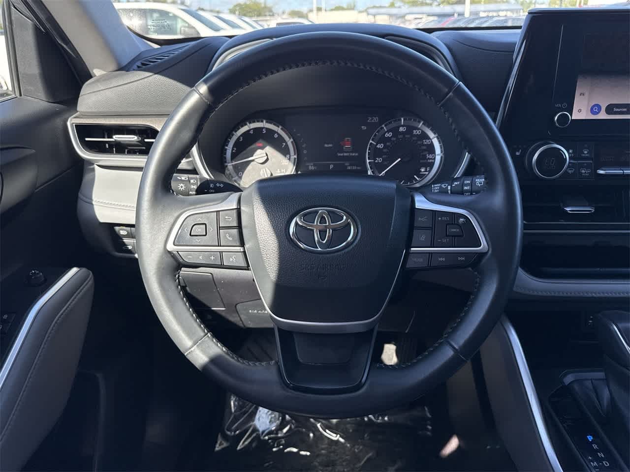 2023 Toyota Highlander XLE 19