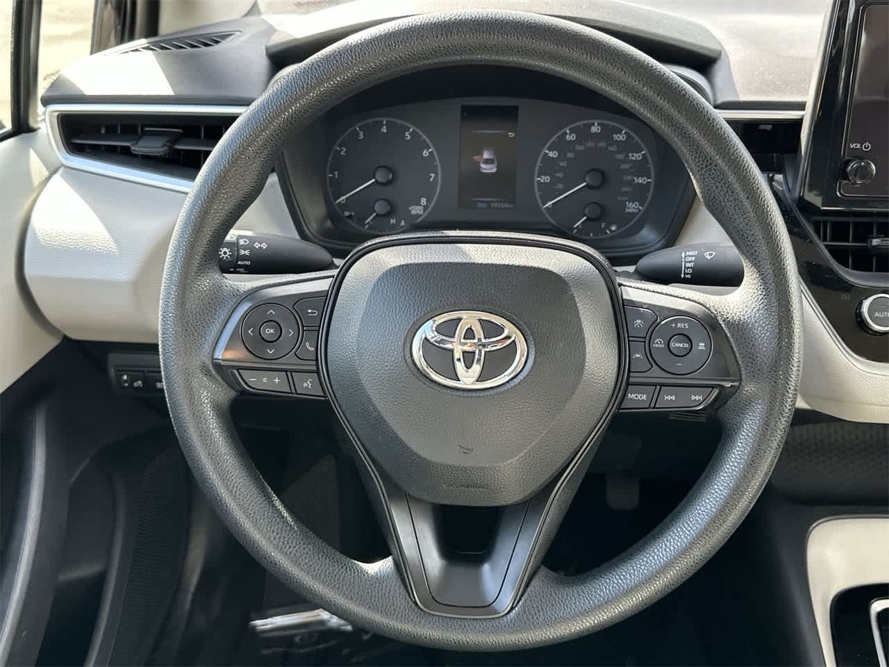 2024 Toyota Corolla LE 13