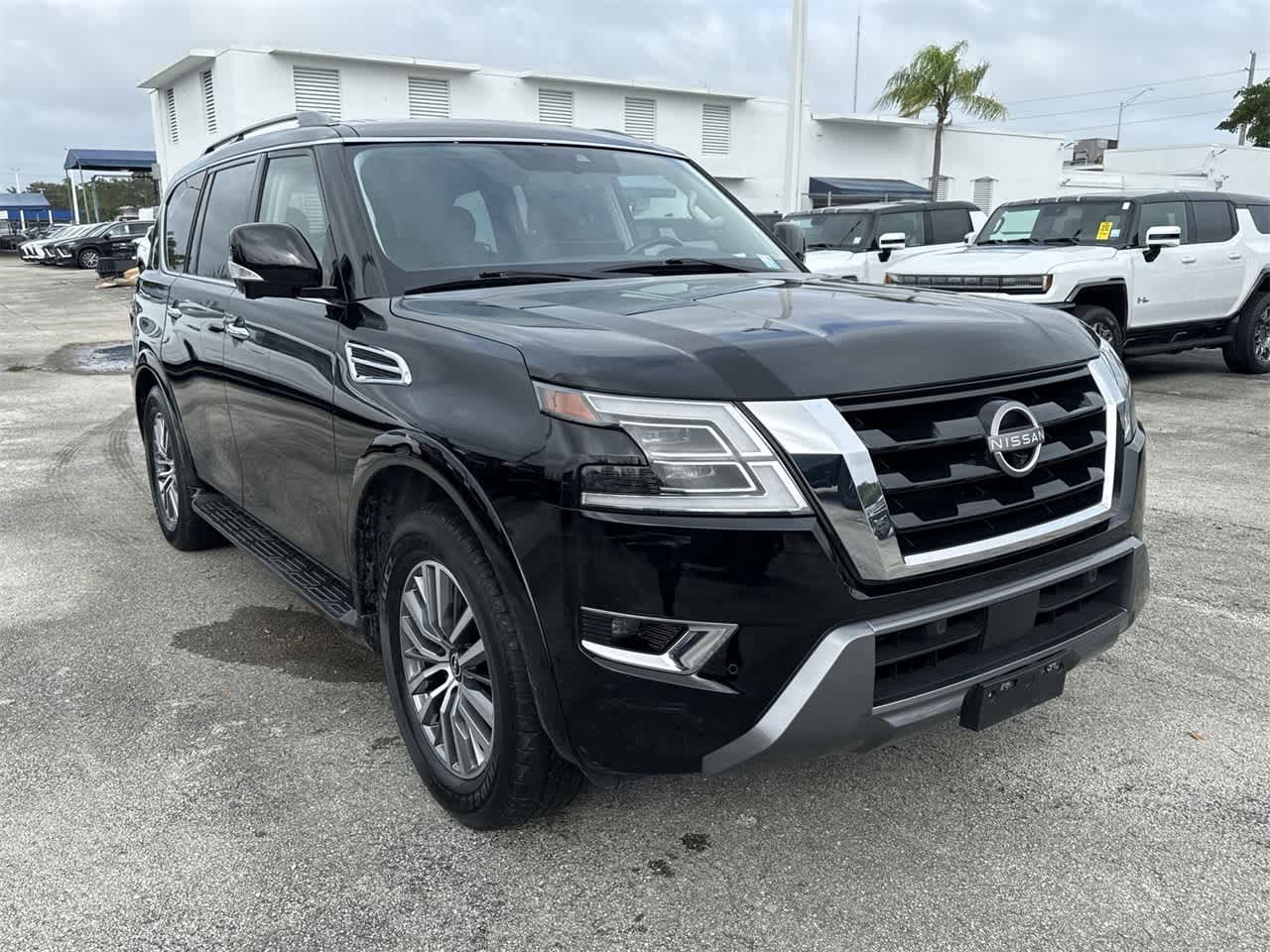 2023 Nissan Armada SL 3