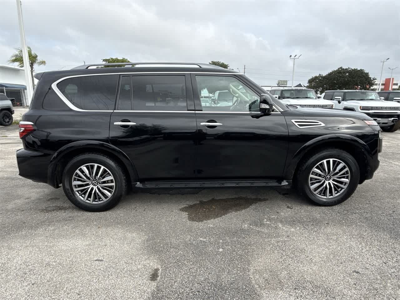 2023 Nissan Armada SL 4