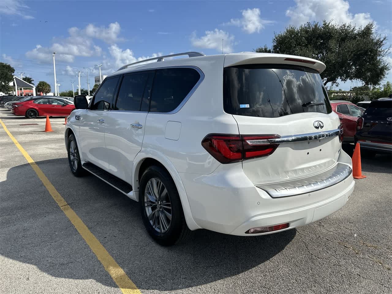 2022 INFINITI QX80 LUXE 7