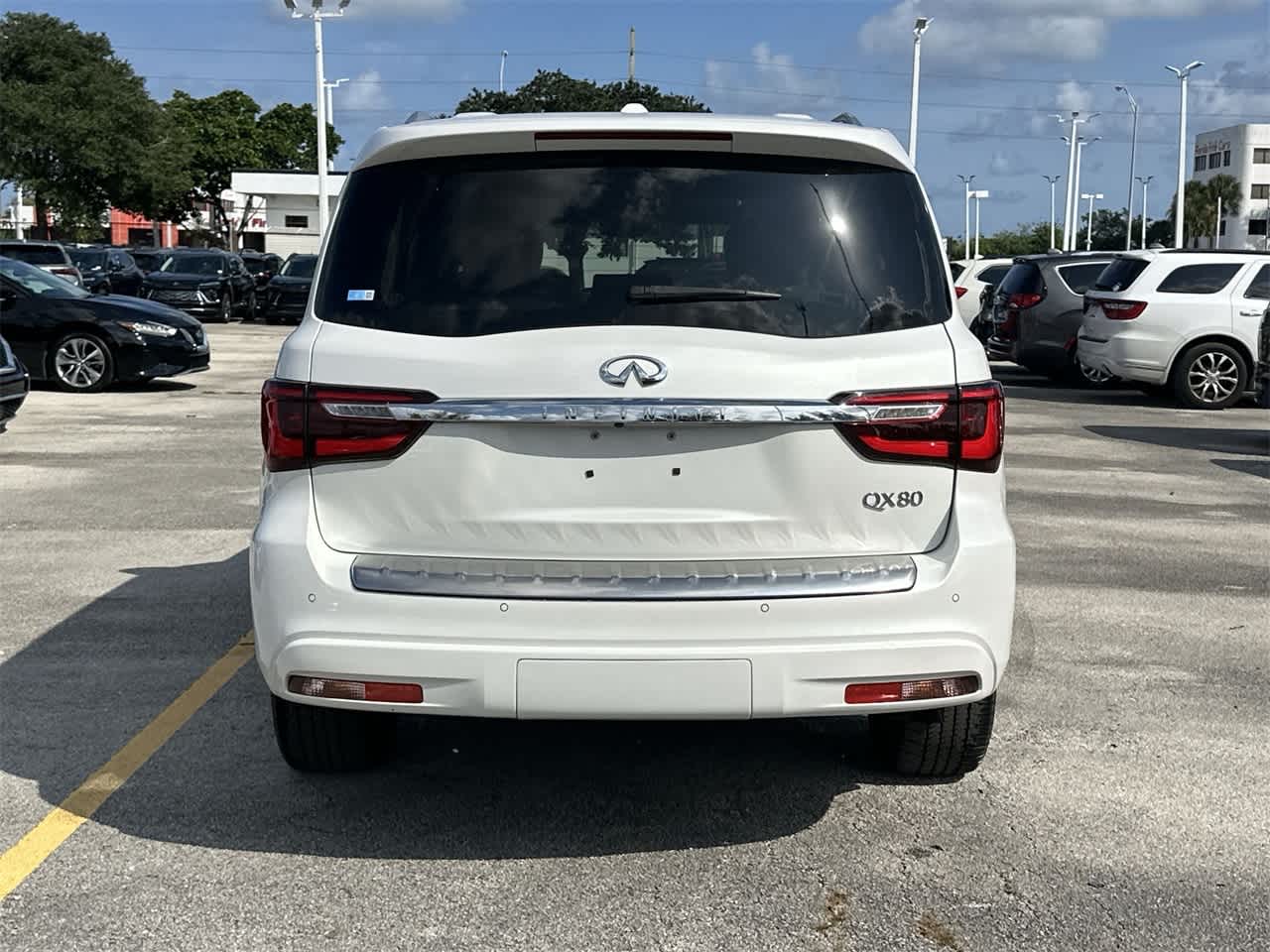 2022 INFINITI QX80 LUXE 5