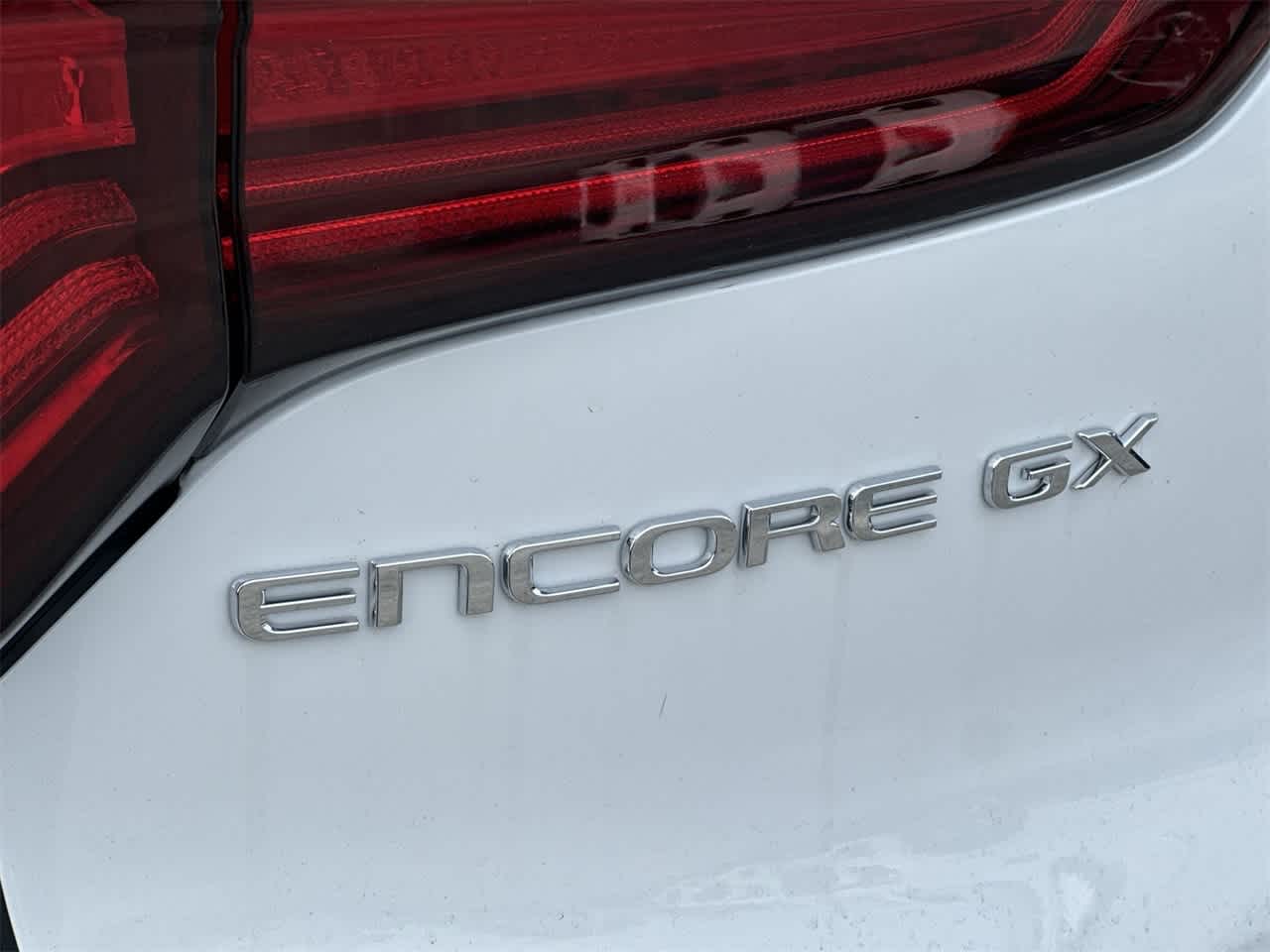 2025 Buick Encore GX Sport Touring 12