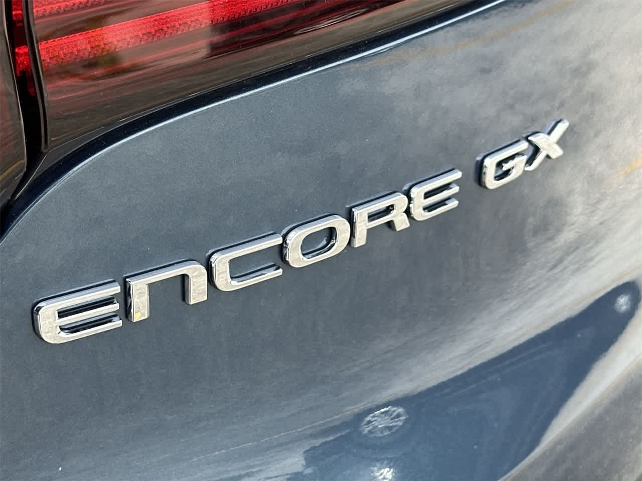 2025 Buick Encore GX Sport Touring 12