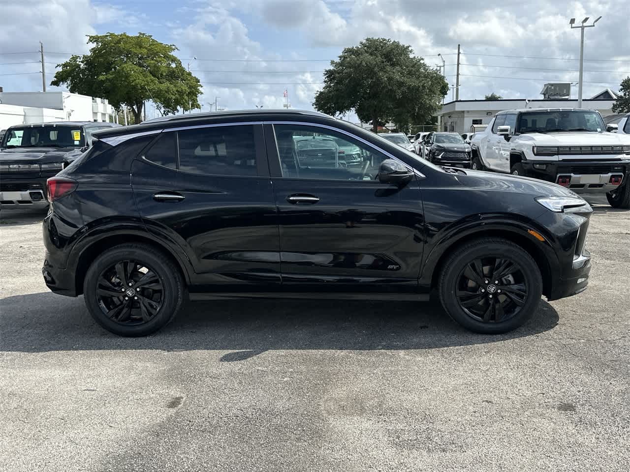 2025 Buick Encore GX Sport Touring 10