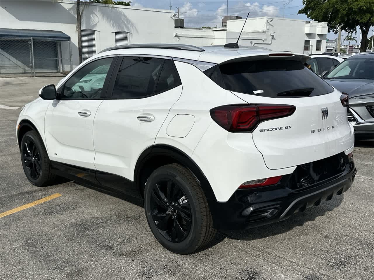 2025 Buick Encore GX Sport Touring 13