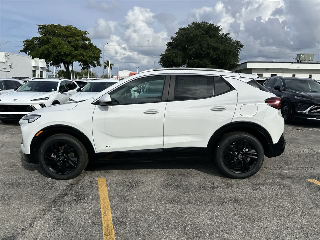 2025 Buick Encore GX Sport Touring 14