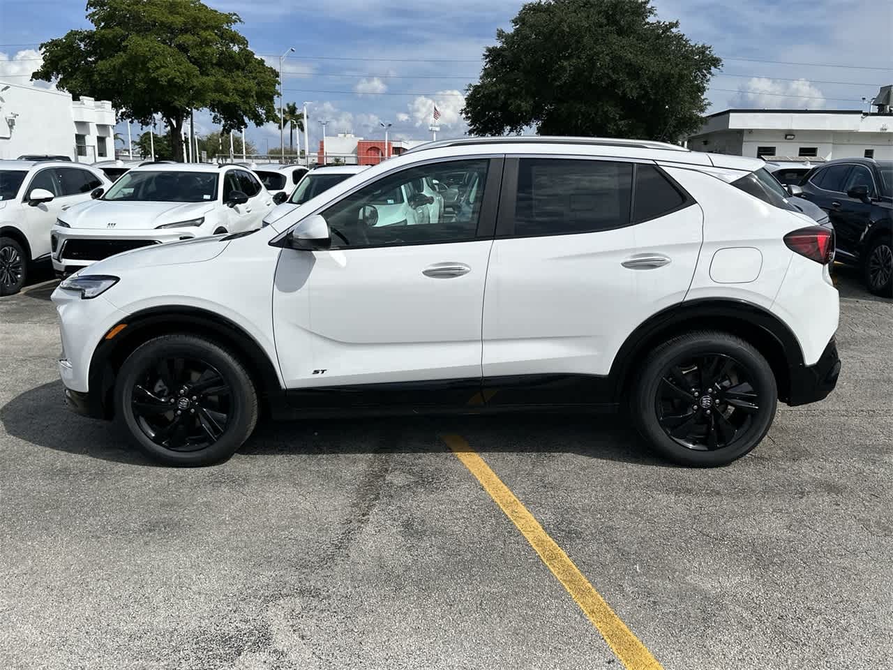 2025 Buick Encore GX Sport Touring 14