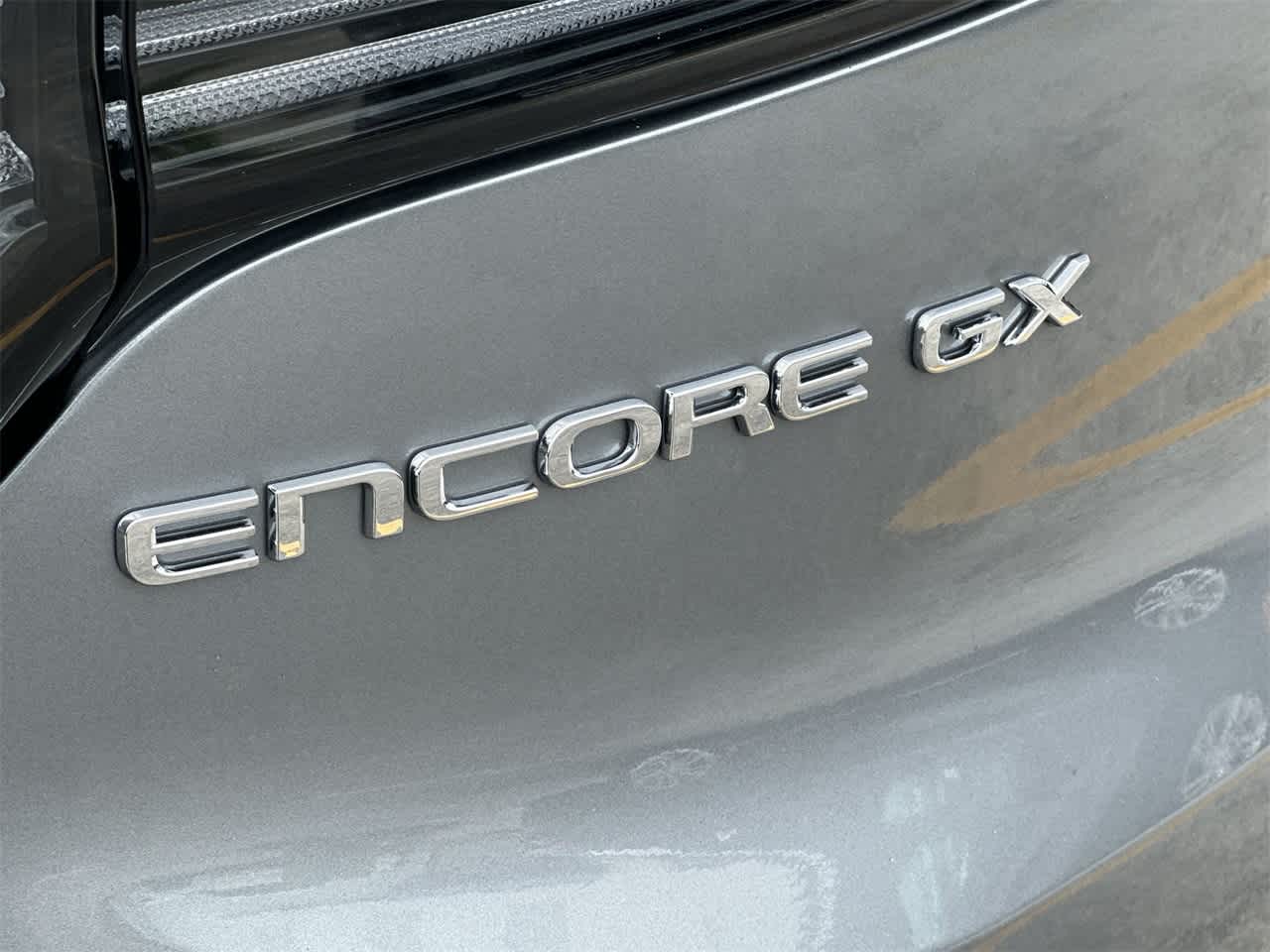 2025 Buick Encore GX Avenir 12