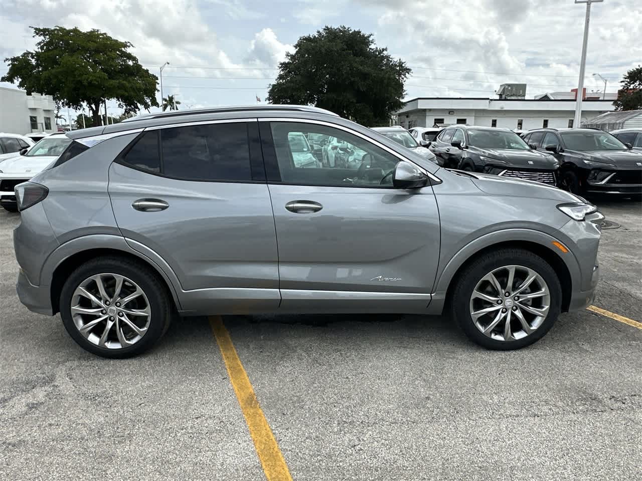 2025 Buick Encore GX Avenir 10