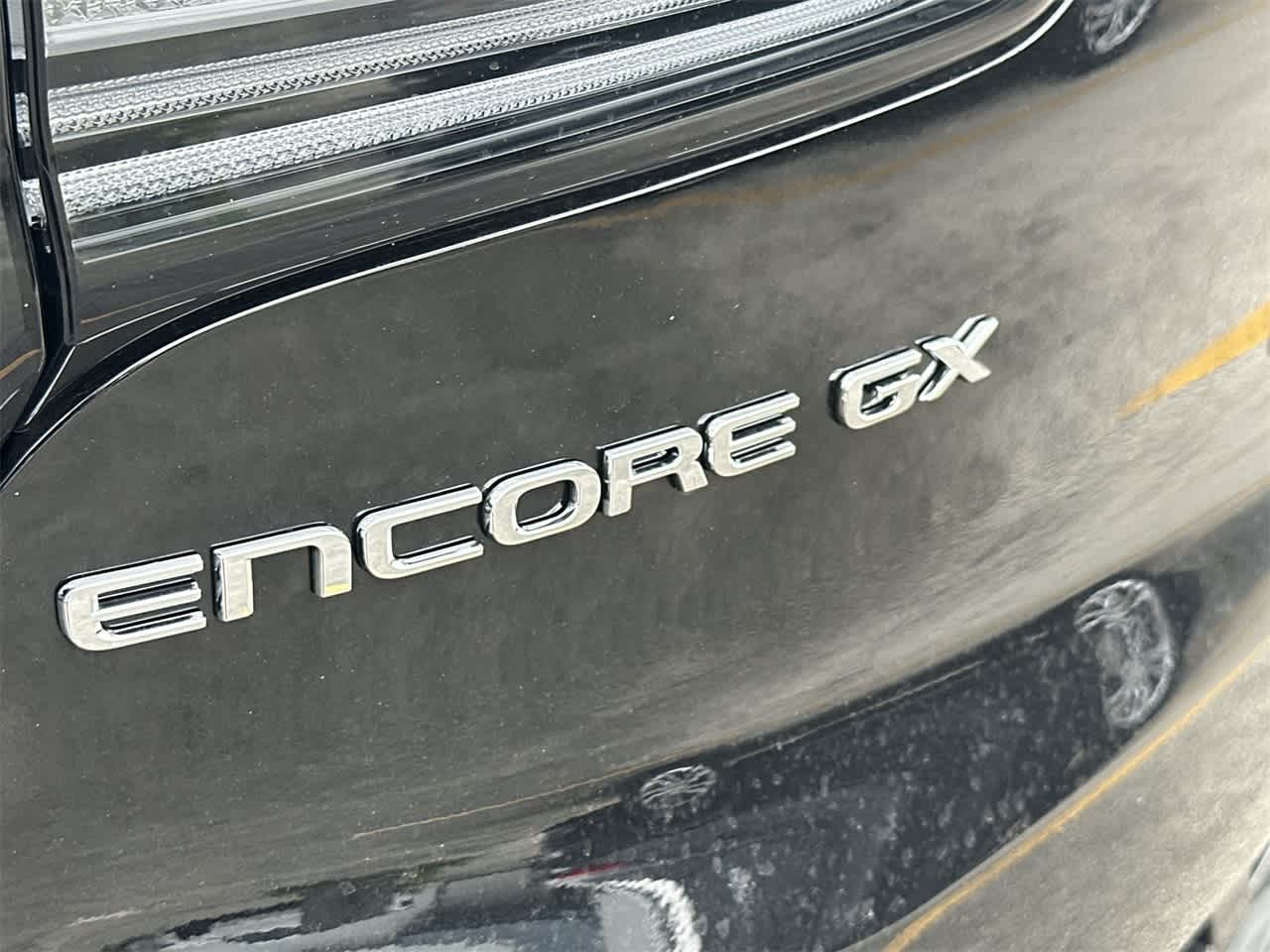 2025 Buick Encore GX Avenir 12