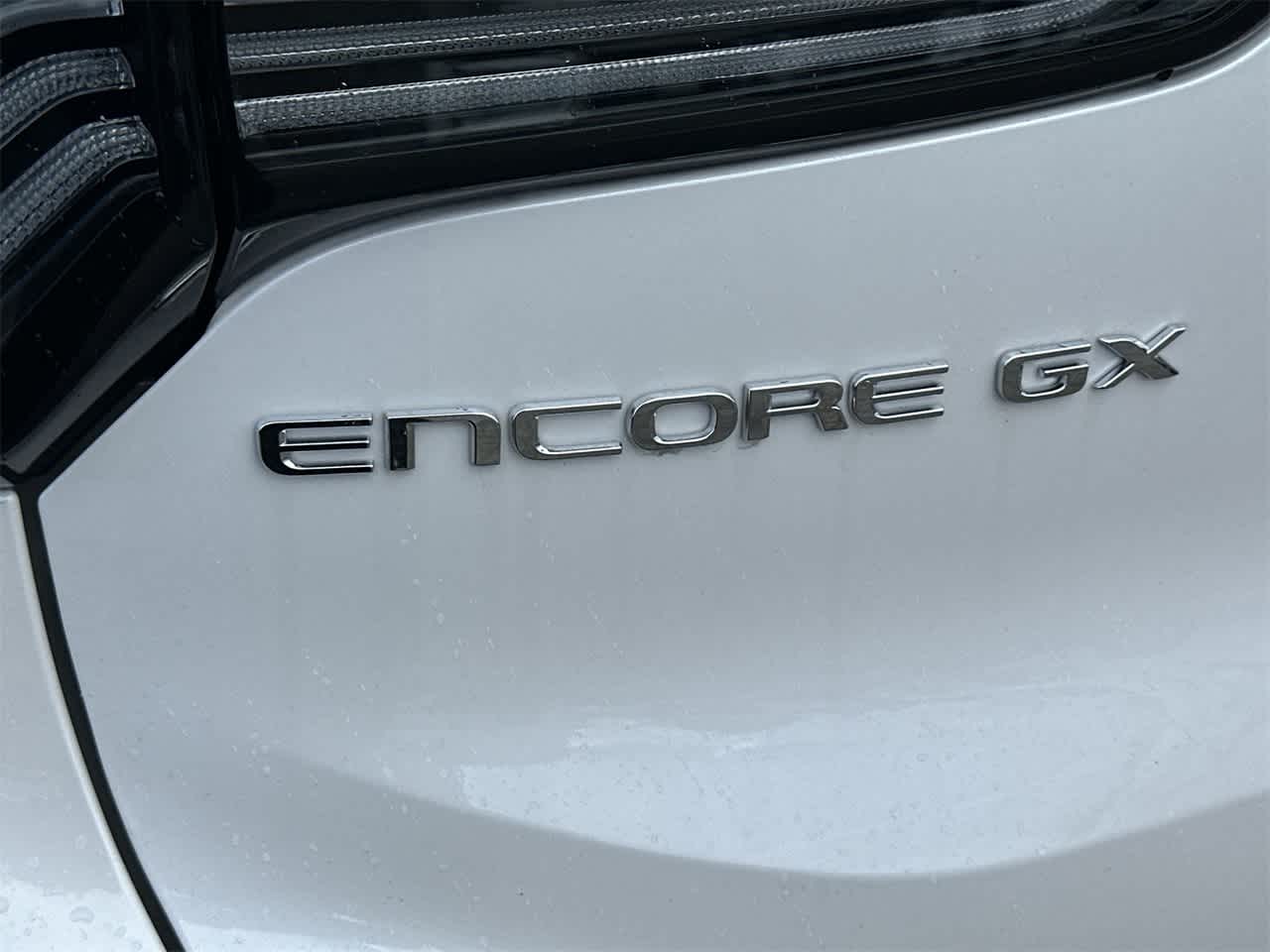 2025 Buick Encore GX Avenir 6