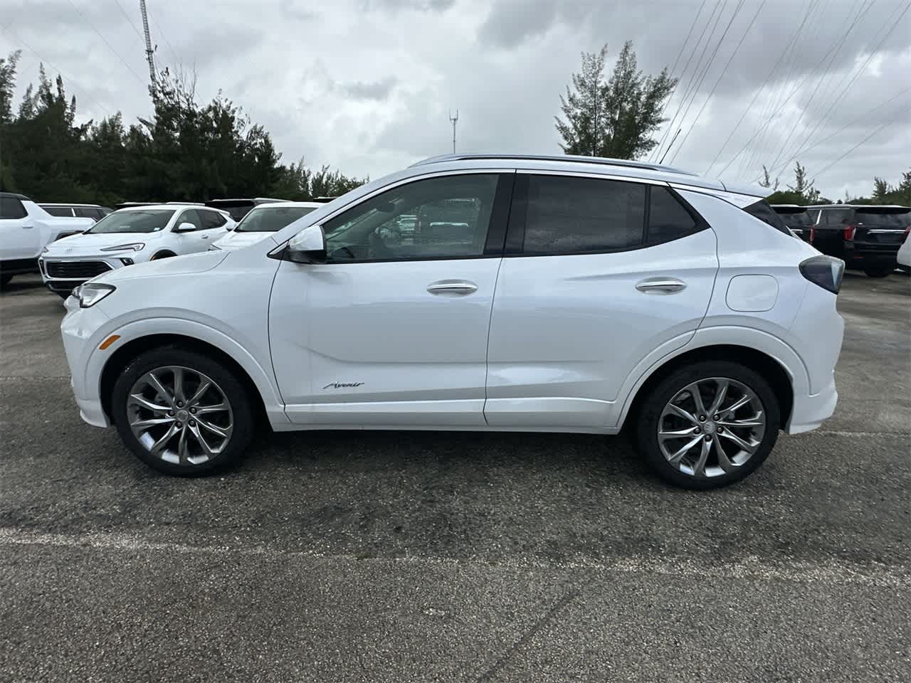 2025 Buick Encore GX Avenir 8