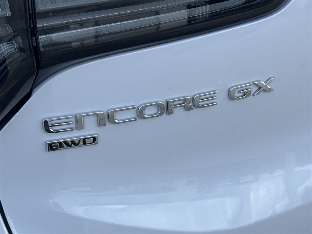 2024 Buick Encore GX Avenir 6