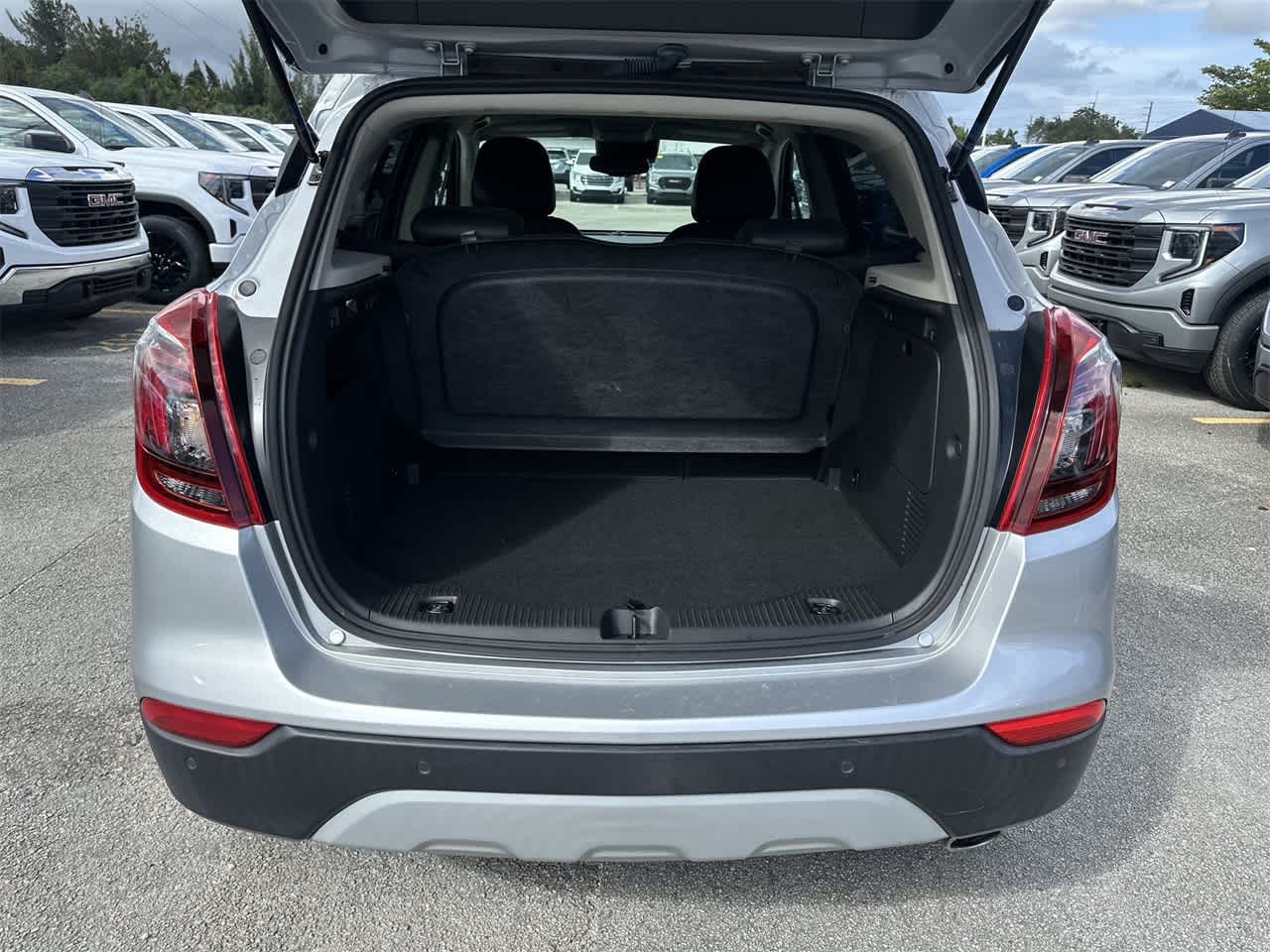 2021 Buick Encore Preferred 23