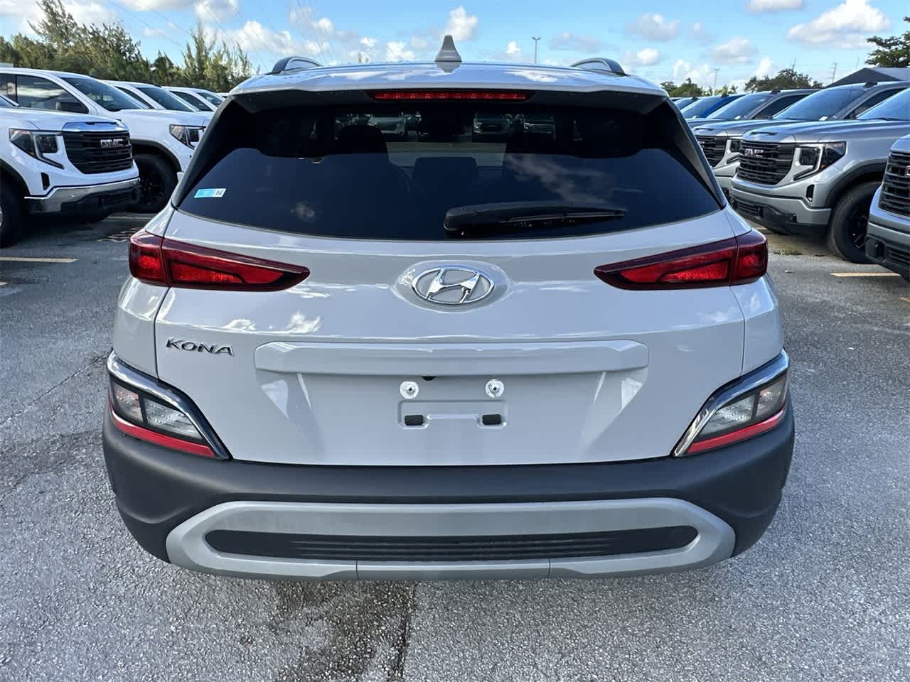 2022 Hyundai Kona SEL 11