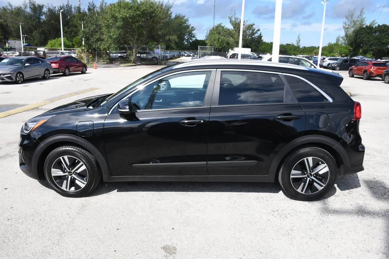 2021 Kia Niro Plug-In Hybrid EX Premium 3