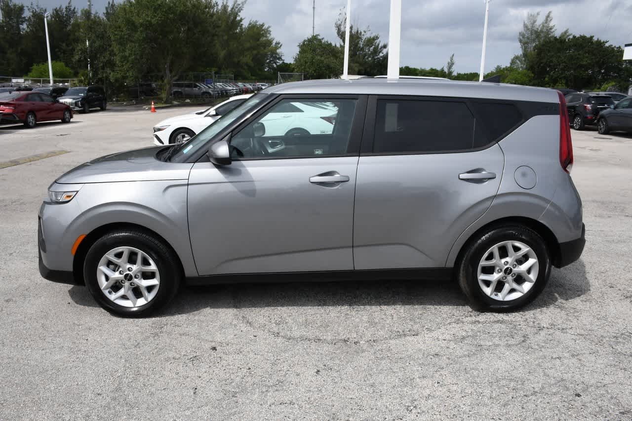 2022 Kia Soul LX 3