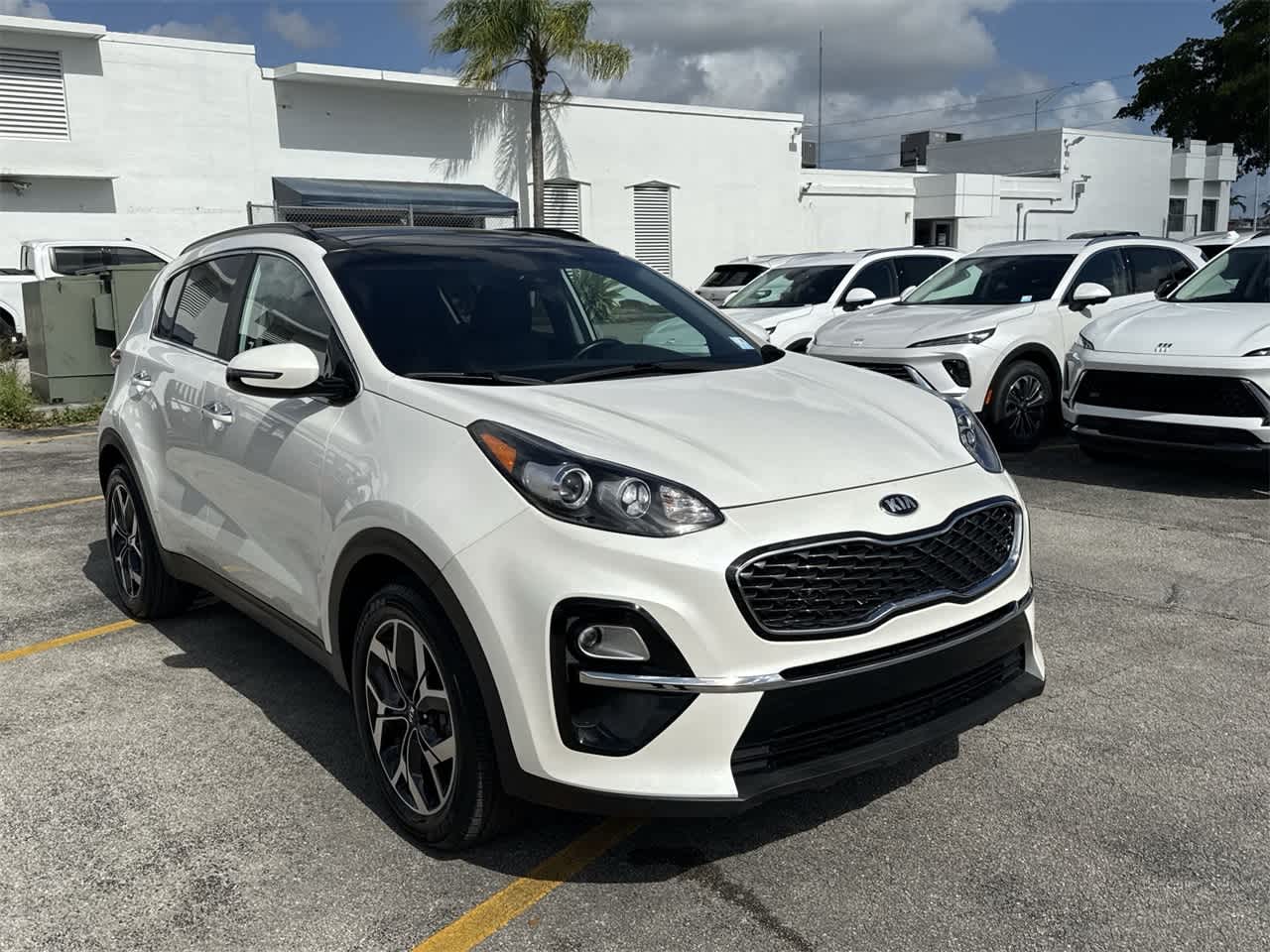 2022 Kia Sportage EX 3