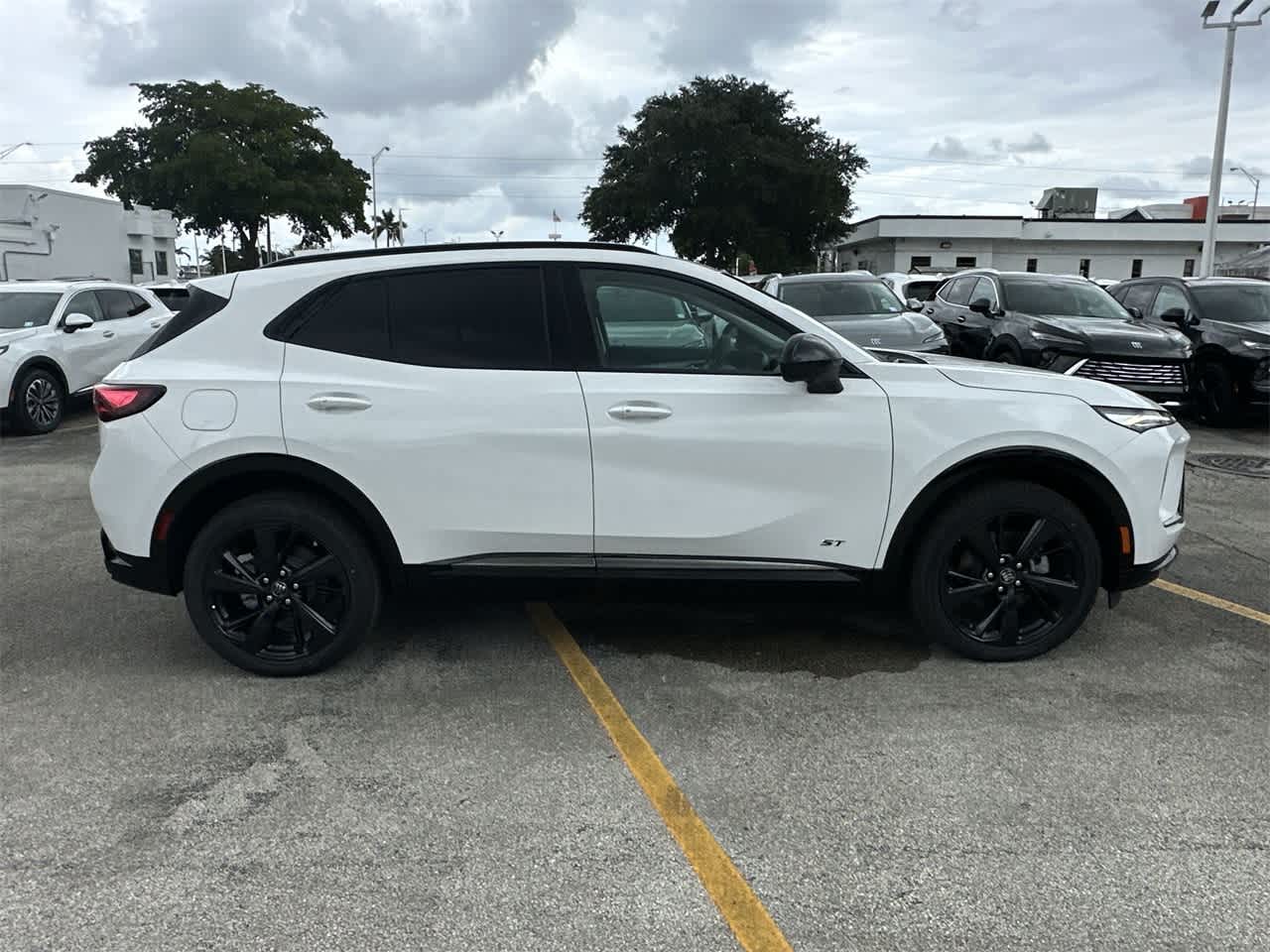 2024 Buick Envision Sport Touring 10