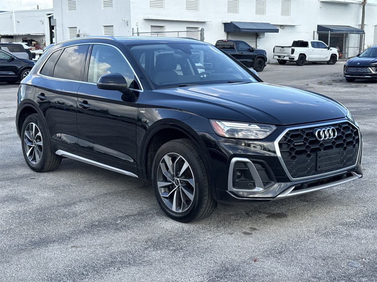 2023 Audi Q5 S line Premium Plus 3