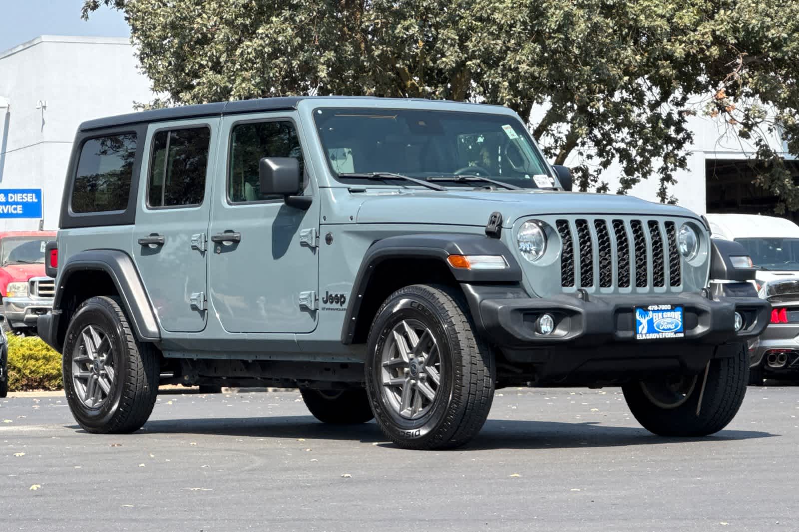 Used 2024 Jeep Wrangler SUV