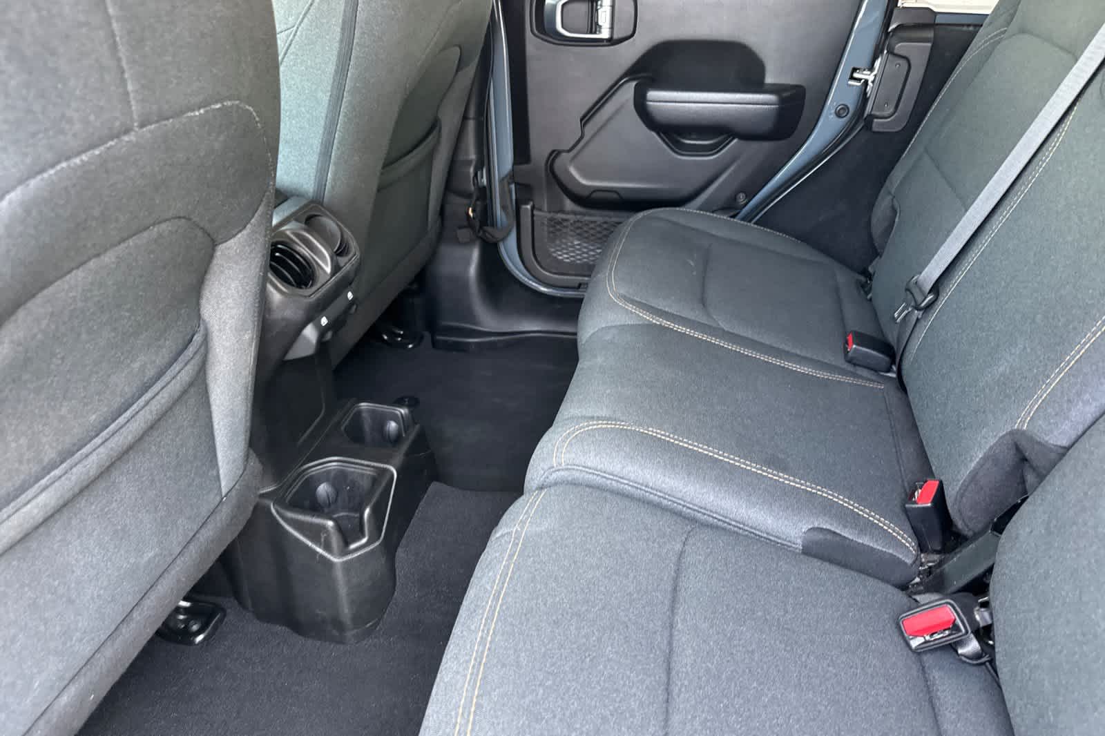 Used 2024 Jeep Wrangler SUV