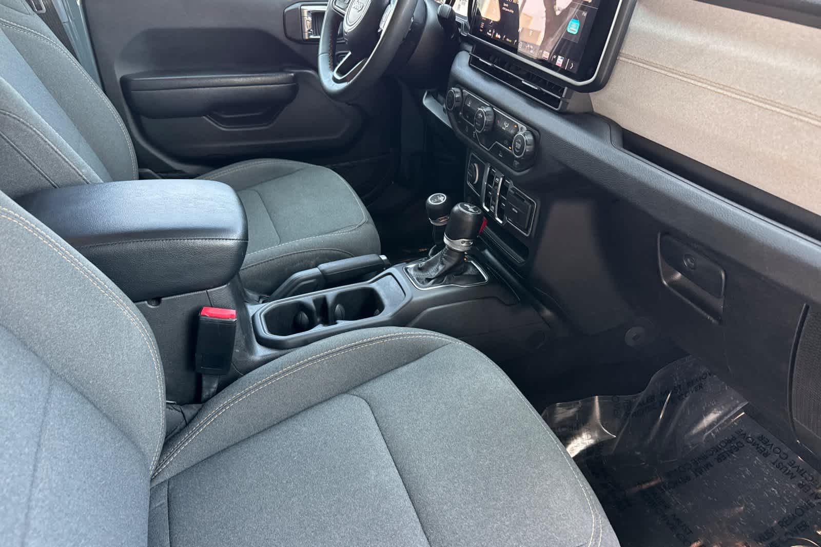 Used 2024 Jeep Wrangler SUV