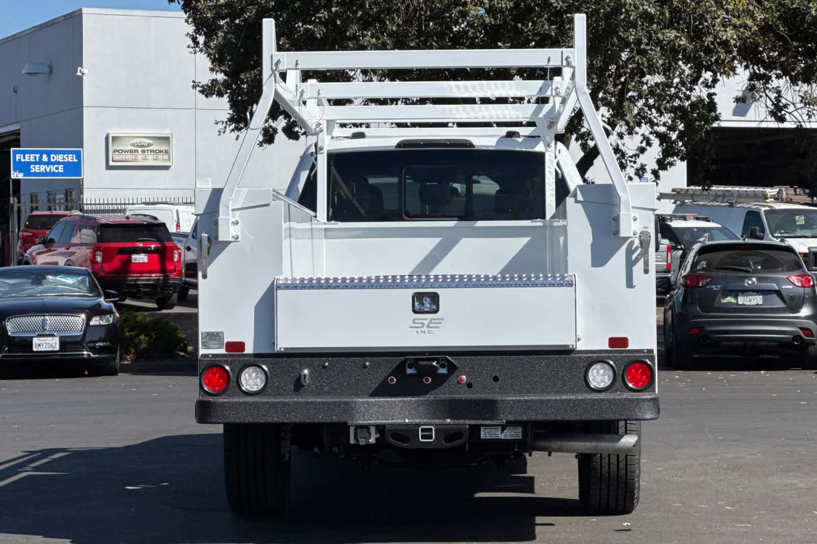 New 2027 Ford Super Duty F-350 SRW Truck