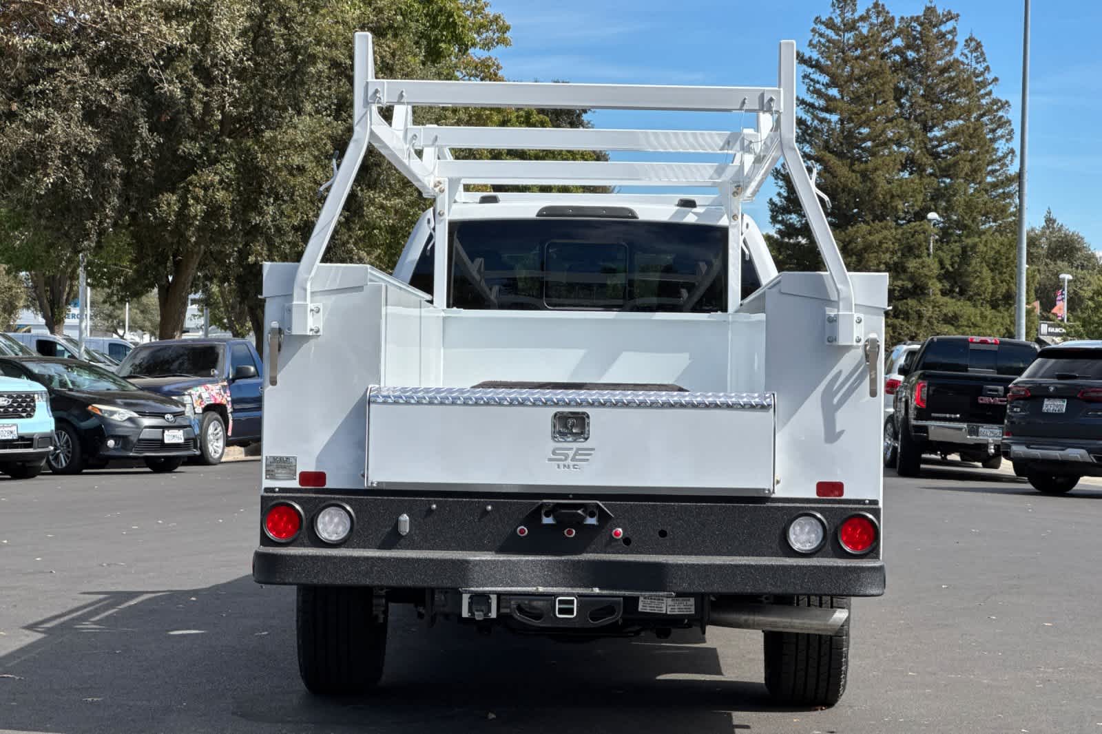 New 2027 Ford Super Duty F-350 SRW Truck