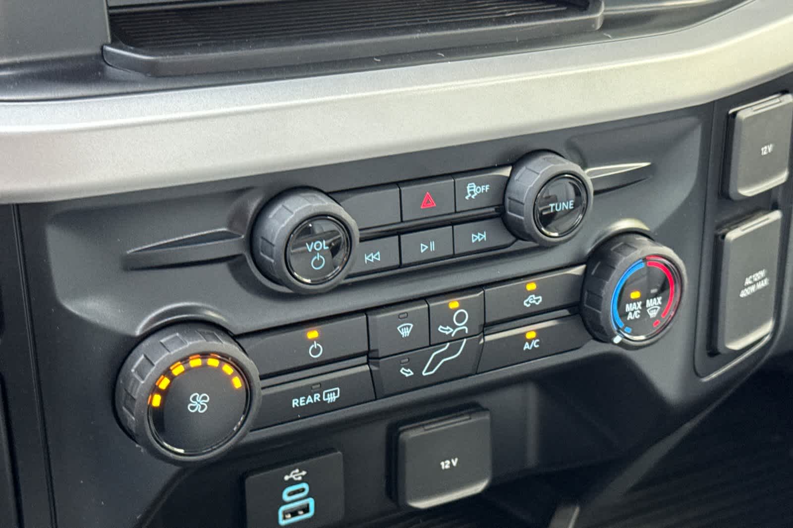 New 2027 Ford Super Duty F-350 SRW Truck