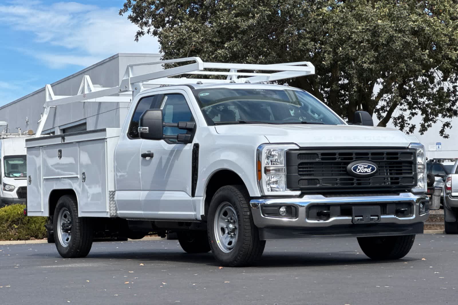 New 2027 Ford Super Duty F-350 SRW Truck