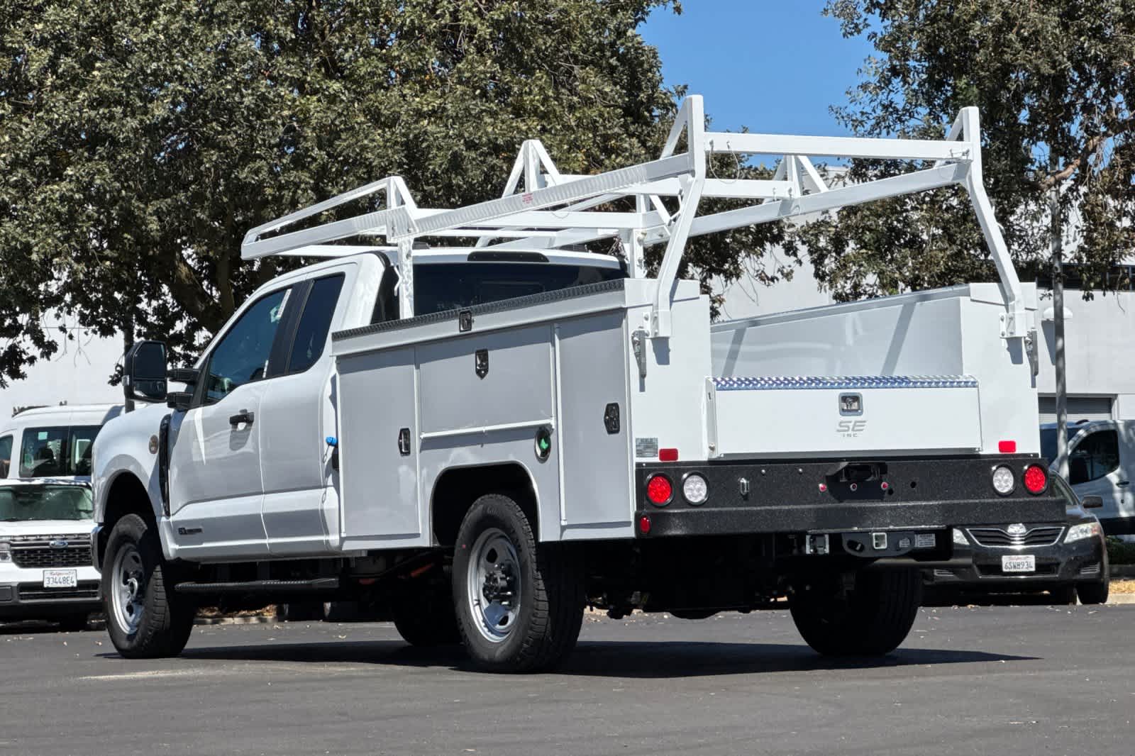 New 2027 Ford Super Duty F-350 SRW Truck
