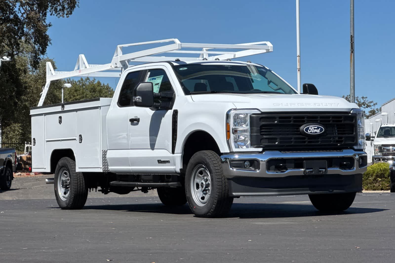 New 2027 Ford Super Duty F-350 SRW Truck