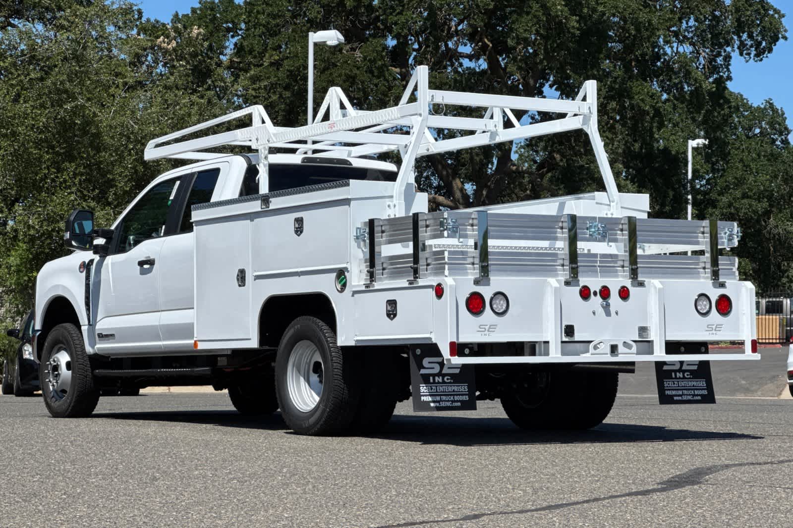 New 2026 Ford Super Duty F-350 DRW Truck