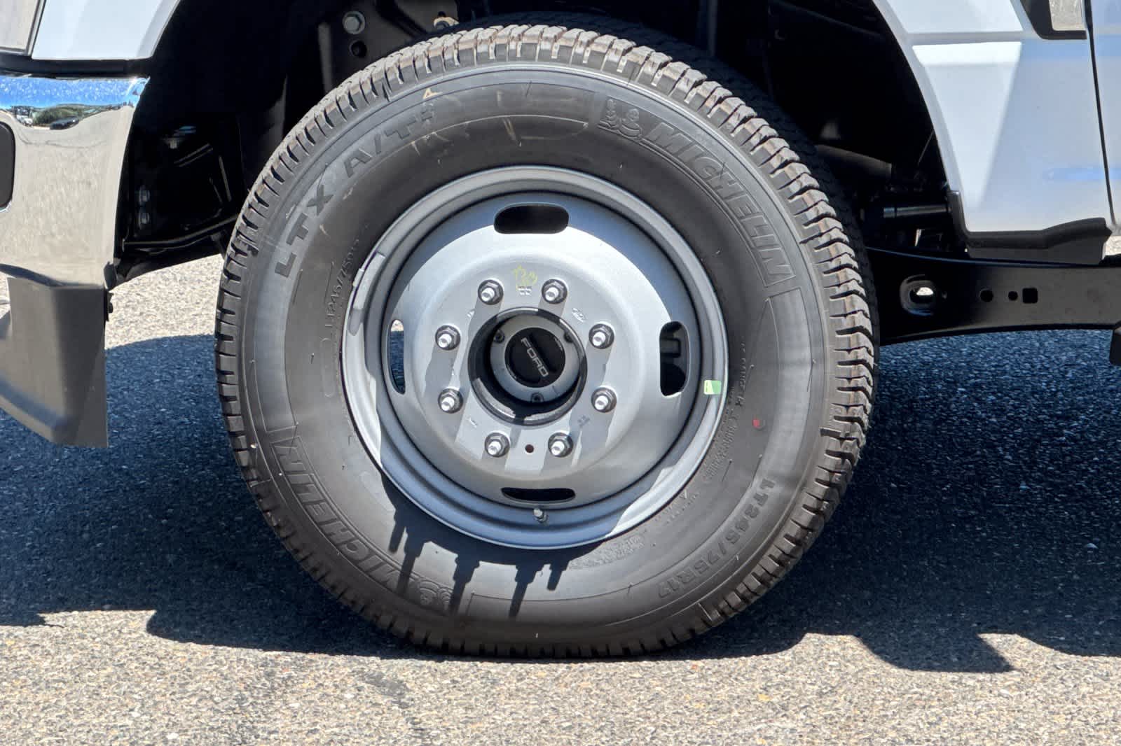 New 2026 Ford Super Duty F-350 DRW Truck
