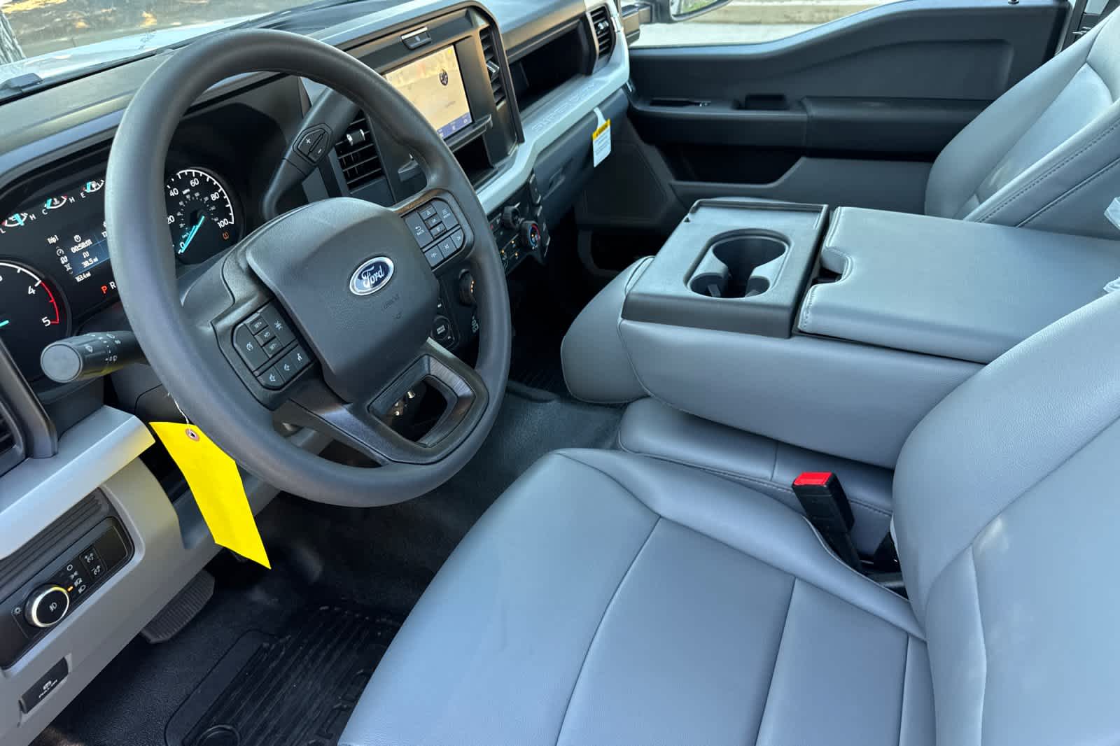 New 2026 Ford Super Duty F-350 SRW Chassis Cab Truck
