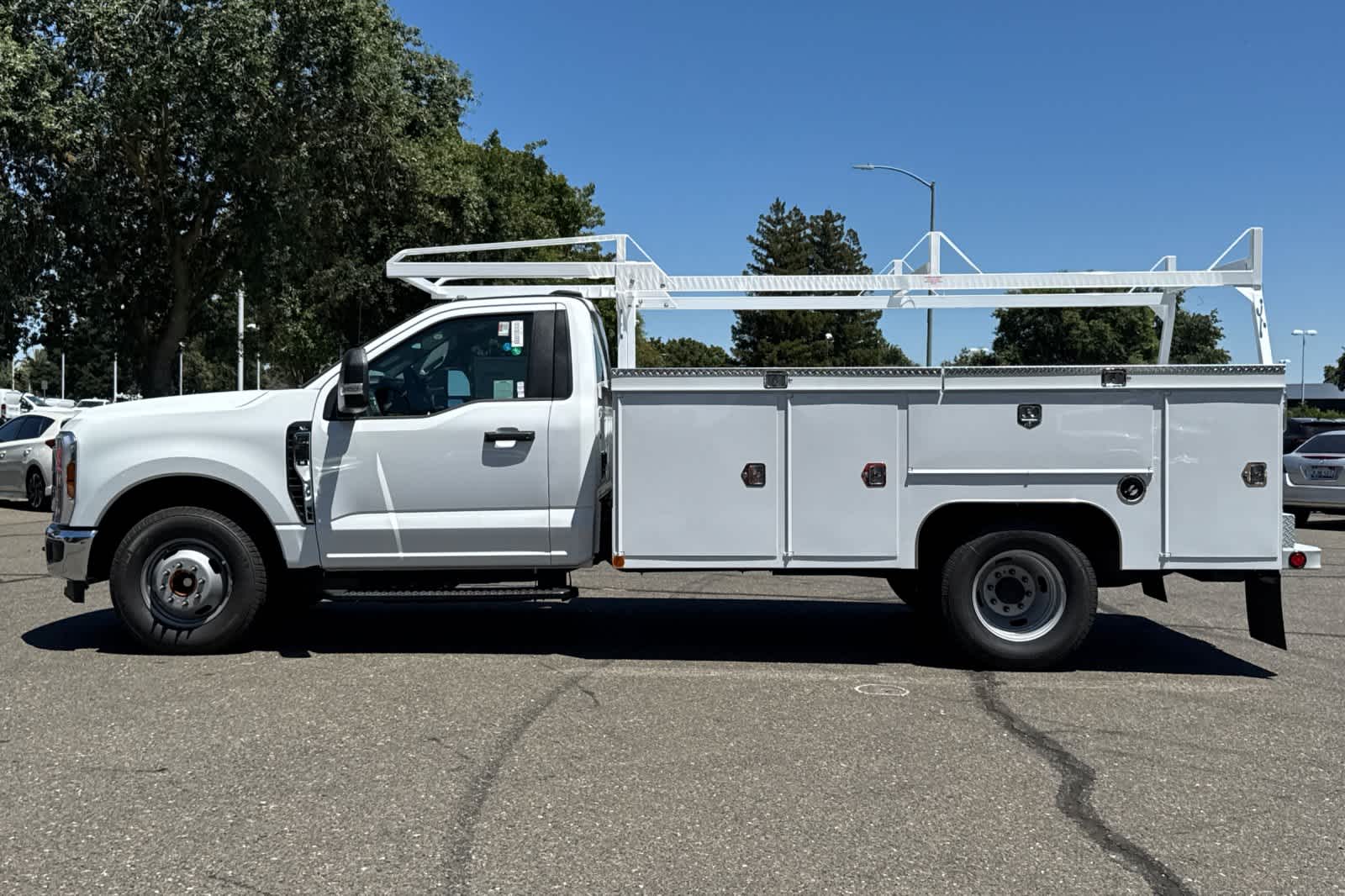 New 2026 Ford Super Duty F-350 DRW Truck