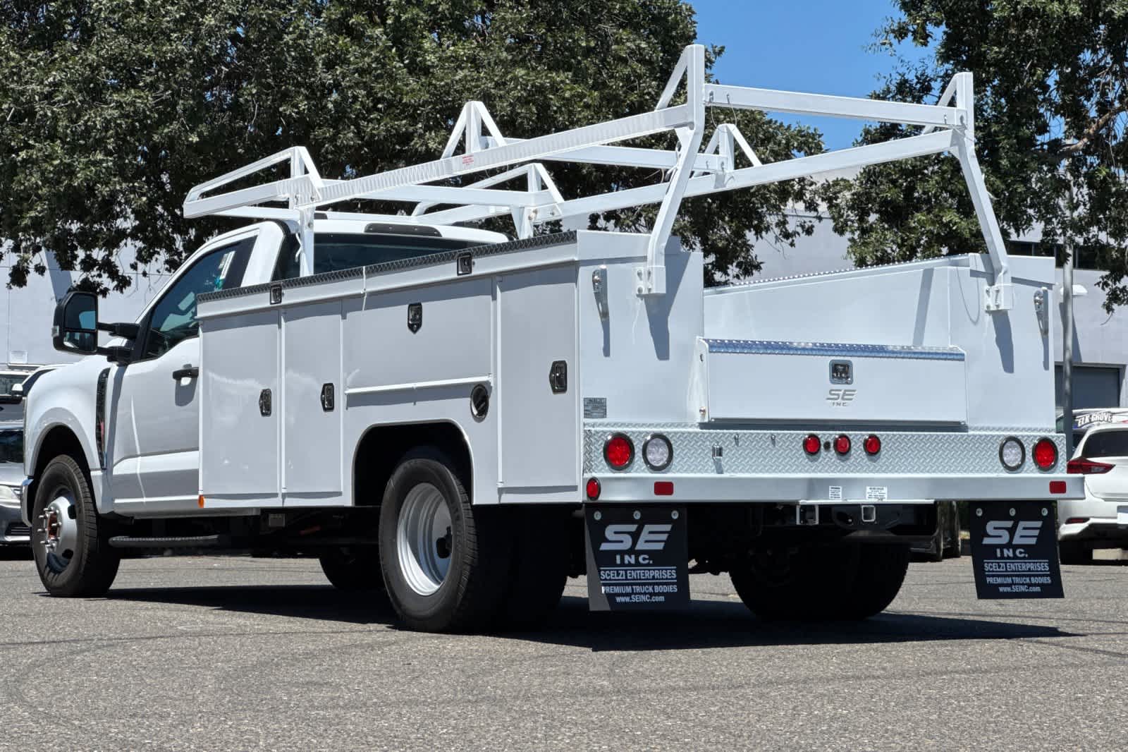 New 2026 Ford Super Duty F-350 DRW Truck