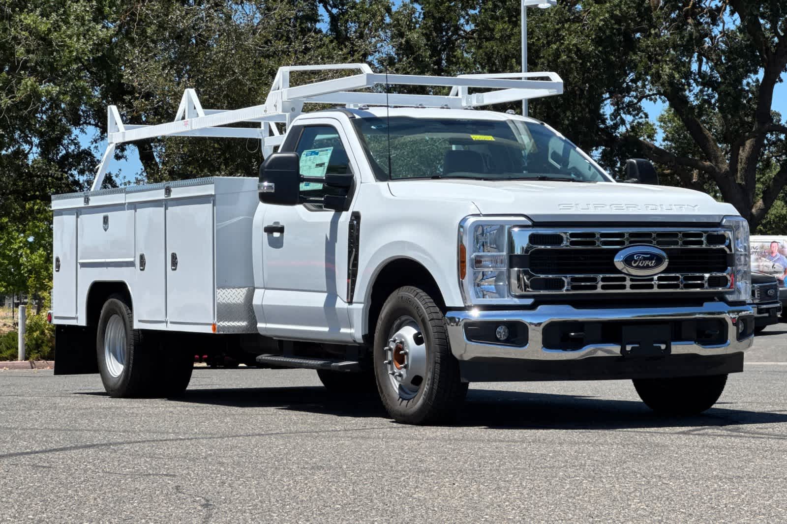 New 2026 Ford Super Duty F-350 DRW Truck