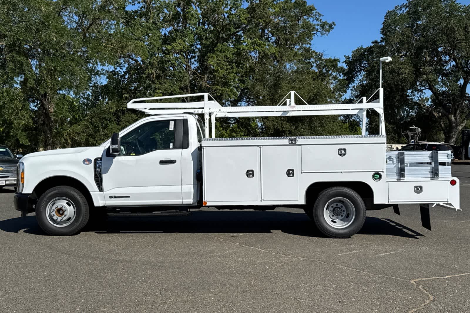 New 2025 Ford Super Duty F-350 DRW Truck