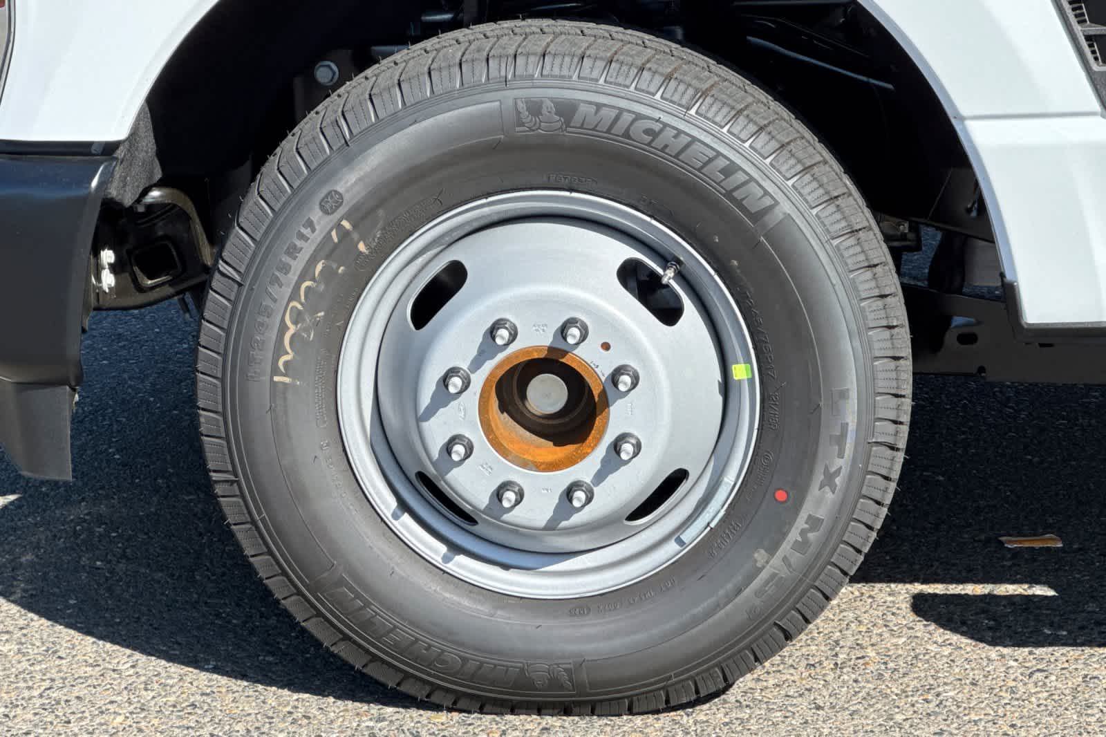 New 2025 Ford Super Duty F-350 DRW Truck