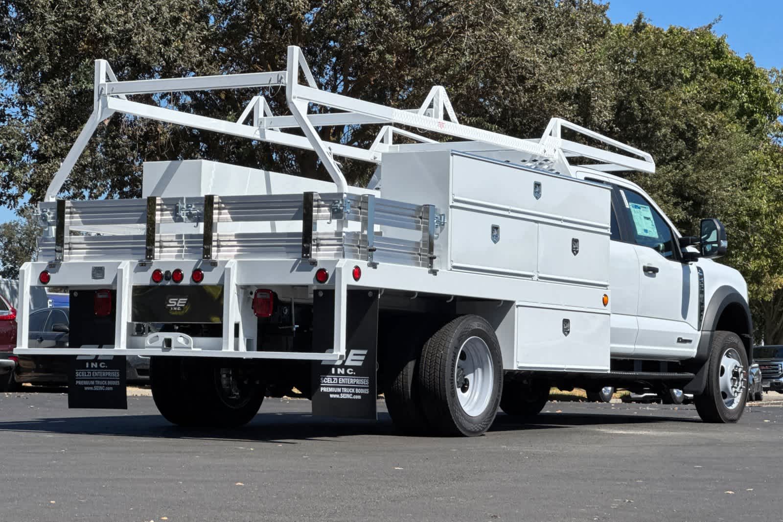 New 2026 Ford Super Duty F-550 DRW Truck