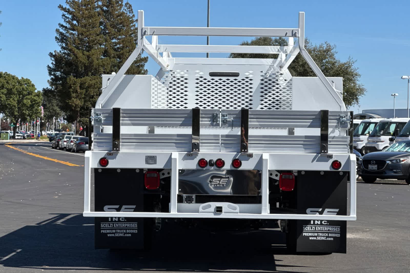 New 2026 Ford Super Duty F-550 DRW Truck