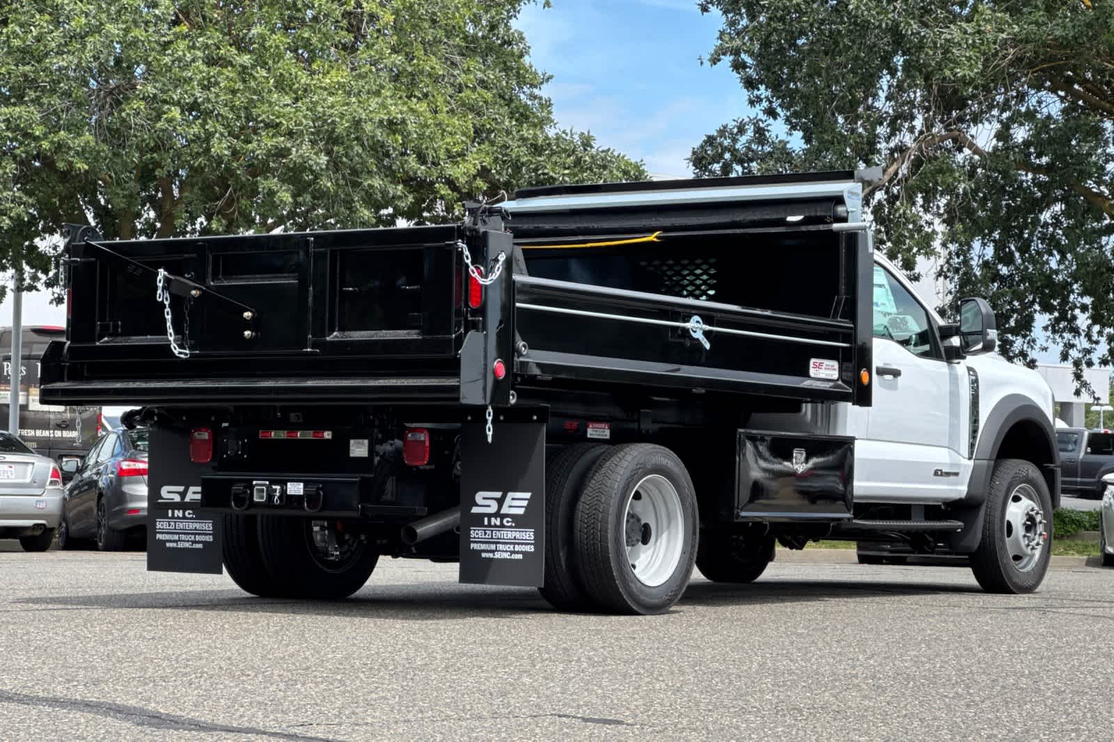 New 2026 Ford Super Duty F-550 DRW Truck