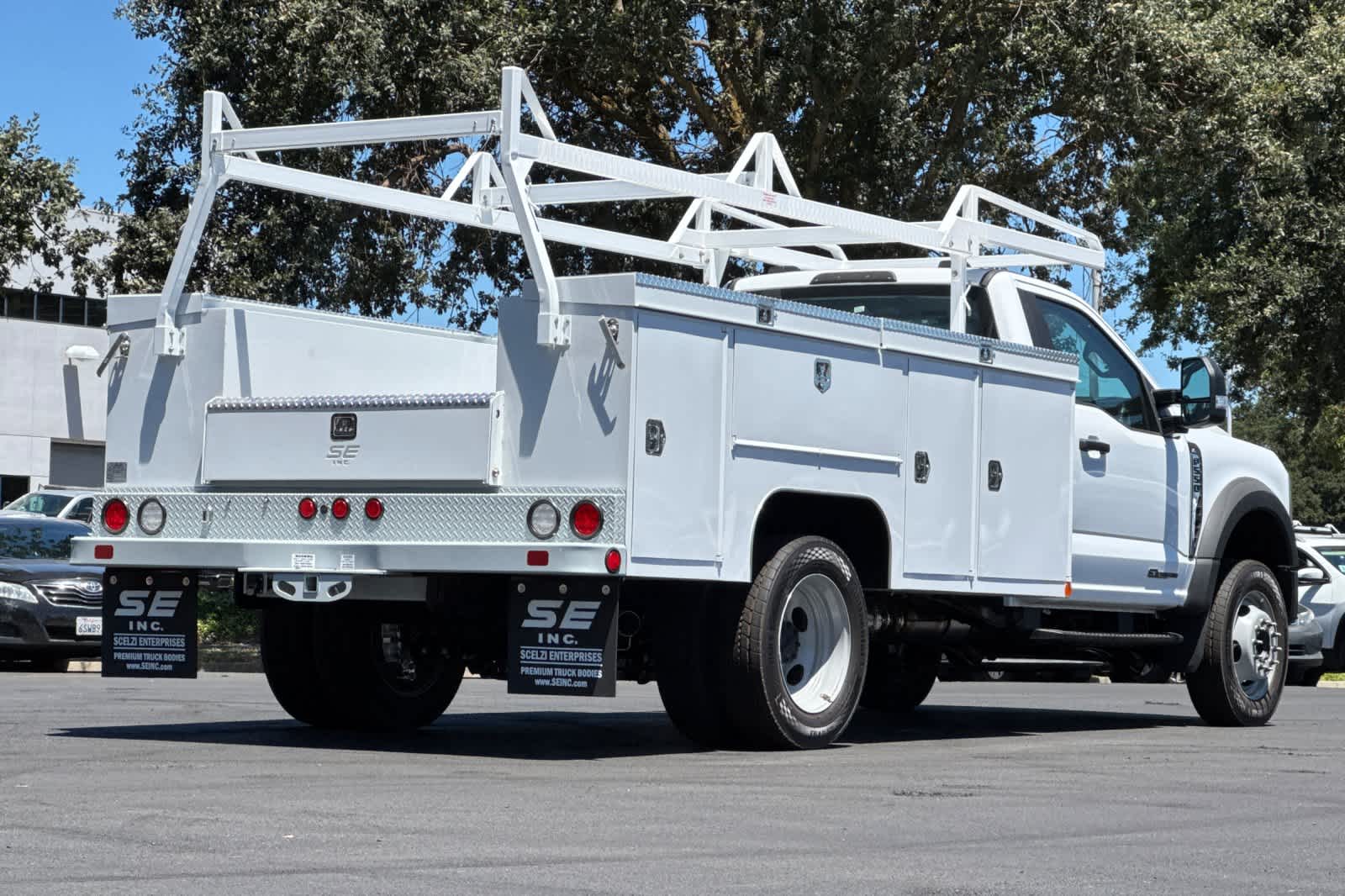 New 2026 Ford Super Duty F-550 DRW Truck